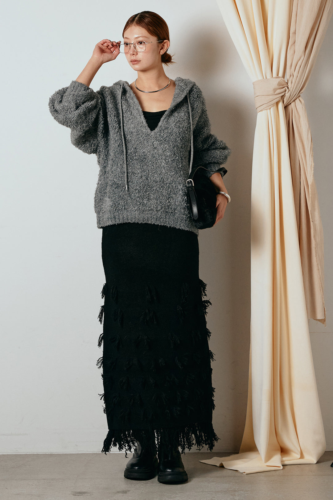 [SET]ブークレキーネックプルオーバー+ポイントフリンジニットナロースカート(2set)