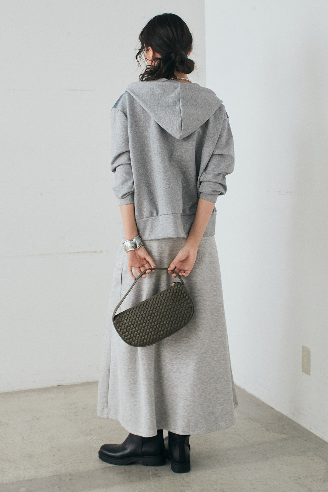 [SET]デニム切替ポンチダブルジップパーカー+リラックススウェットスカート(2set)