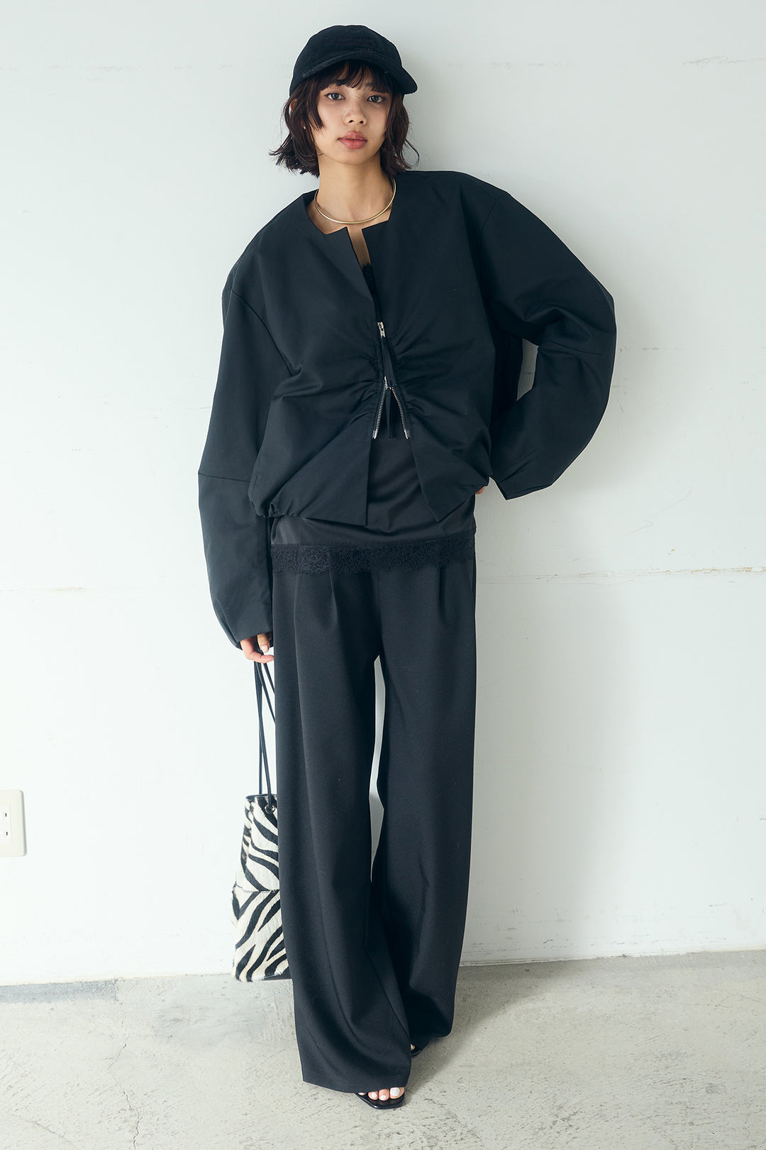 [SET]ノーカラーフロントギャザージップアウター+ブロード切り替えぺプラムタンク(2set)