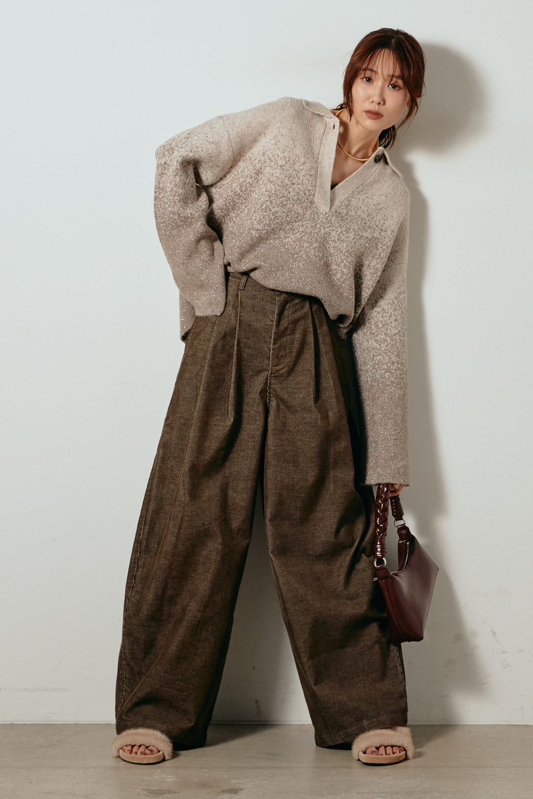 [SET]グラデーションラメニットキーネックプルオーバー+フロントタック入りコーデュロイパンツ(2set)