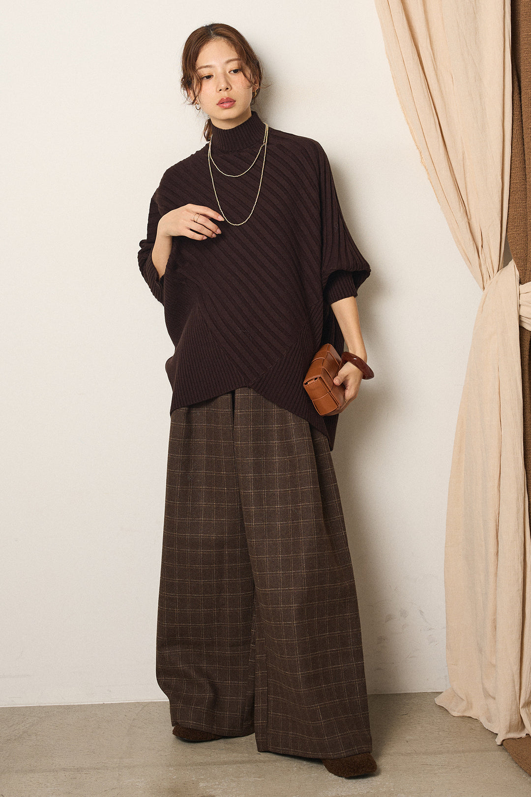 [SET]アシメデザインリブポンチョニットトップス+ウールライクチェックタックパンツ(2set)