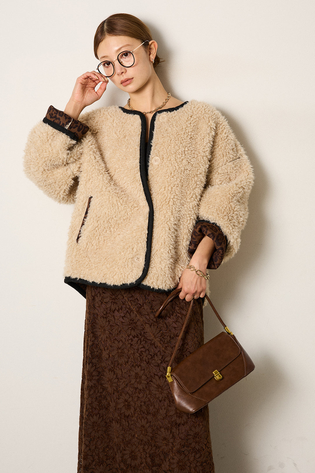 [SET]ノーカラー裏地レオパードボアアウター+花柄刺繍ベロアフレアスカート(2set)