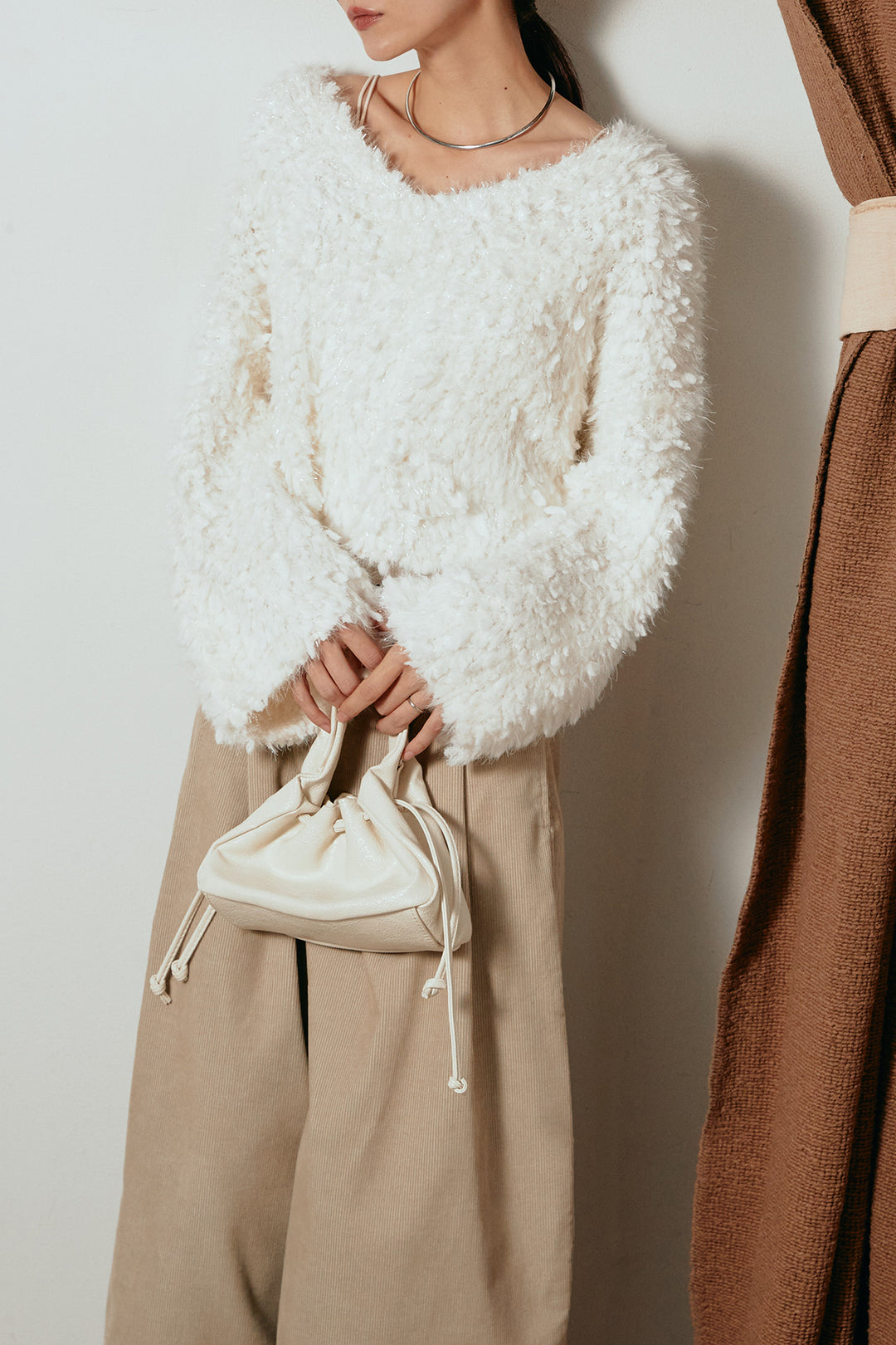 [SET]深Vネックチョウチョヤーンニットトップス+フロントタック入りコーデュロイパンツ(2set)