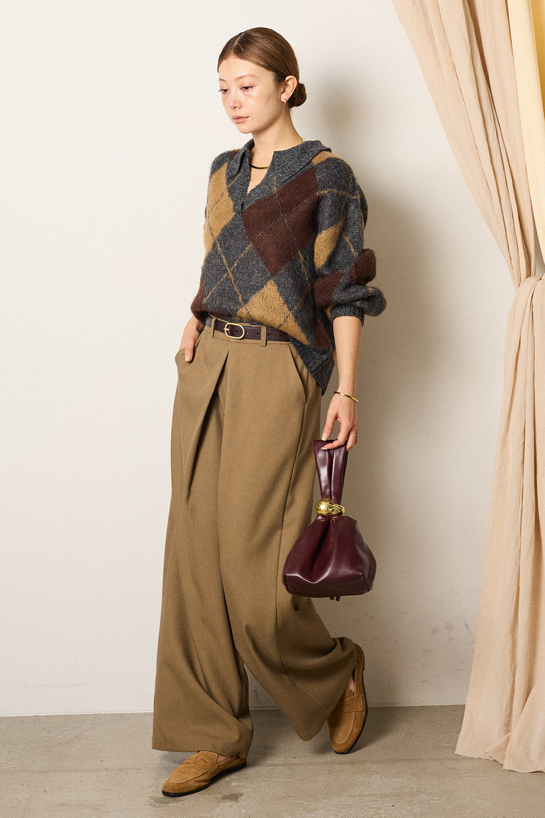 [SET]アクリルモヘアアーガイルキーネックプルオーバー+フロントワイドタックネップ入ワイドパンツ(2set)