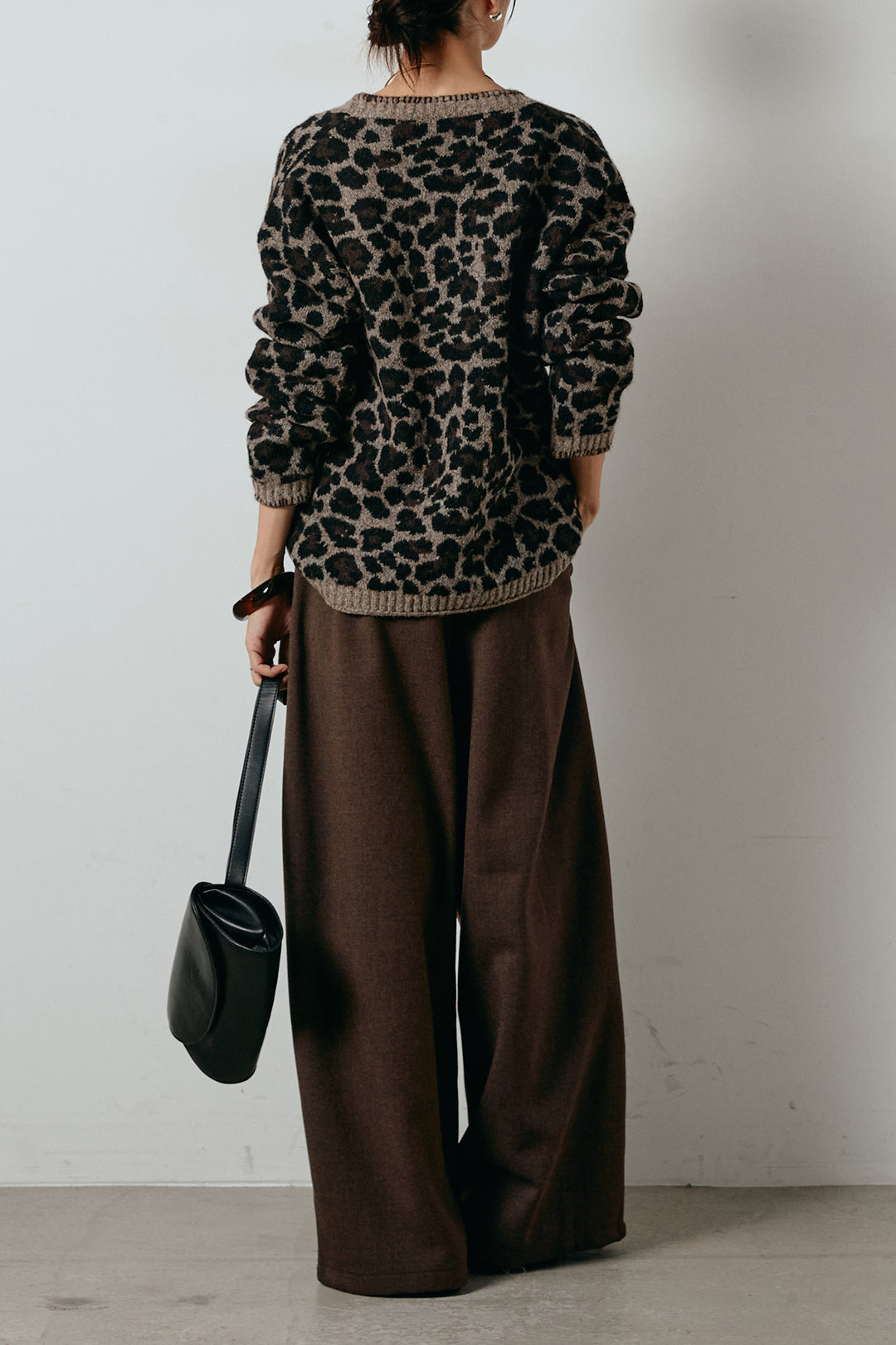[SET]ステッチデザインレオパードニットカーディガン+ポーチベルト付きカーブパンツ(2set)