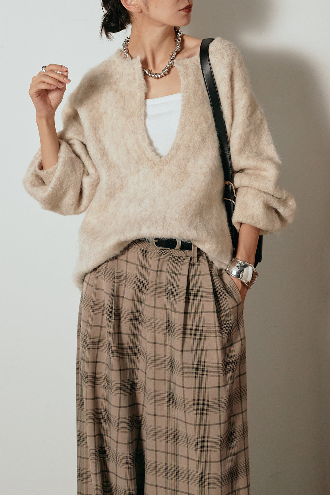 [SET]ミックスシャギー深Vニット+タック入りタータンチェックワイドパンツ(2set)