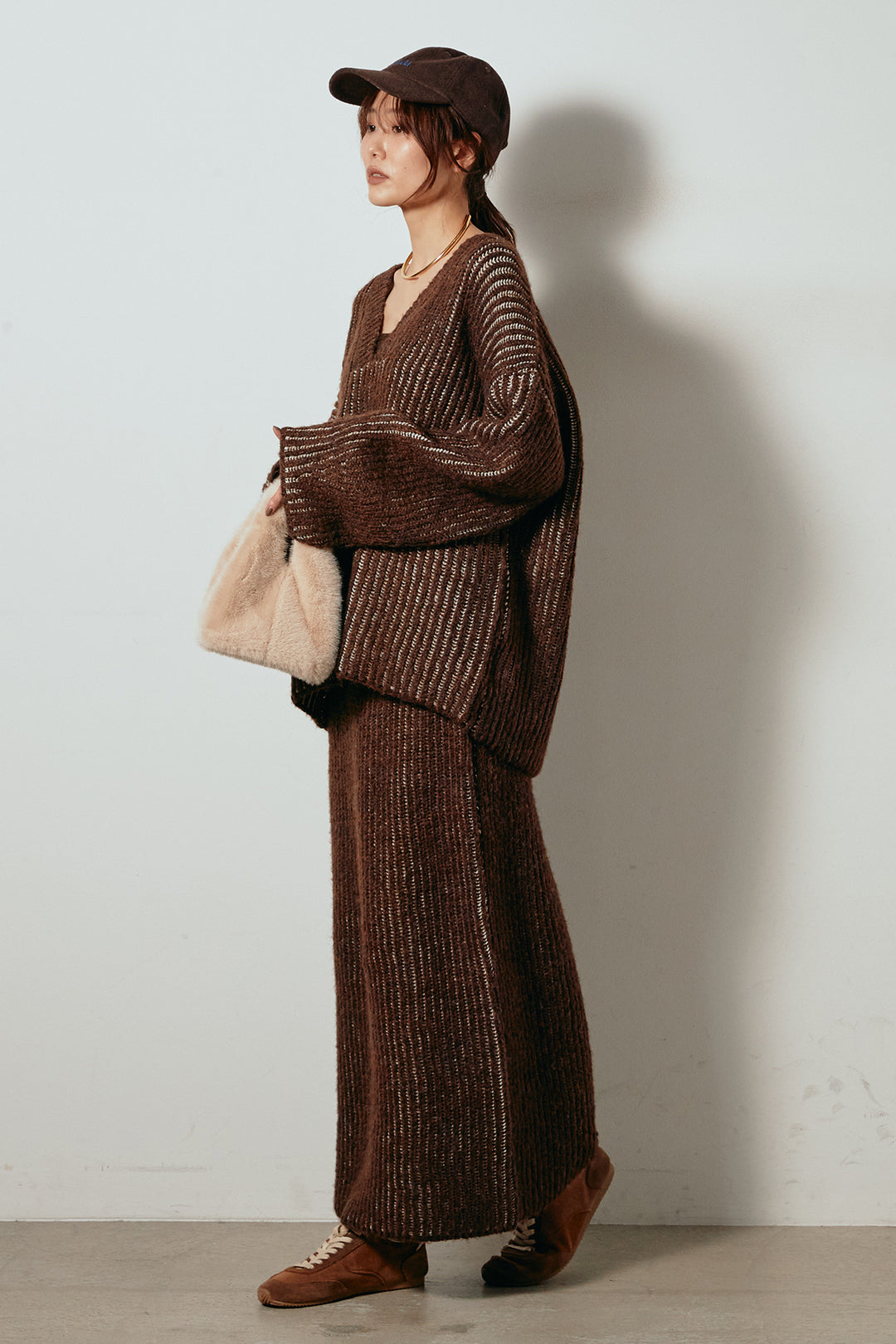 [SET]アルパカタッチ深Vニットトップス+アルパカタッチニットタイトスカート(2set)