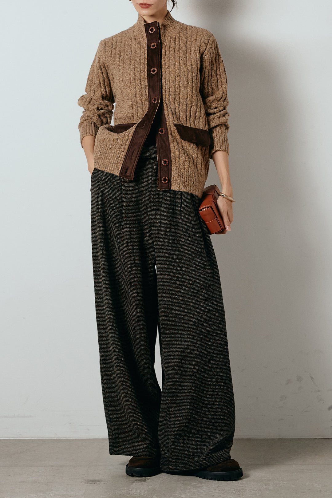 [SET]ボトルネックケーブルニットカーディガン+起毛タック入りツイードワイドパンツ(2set)