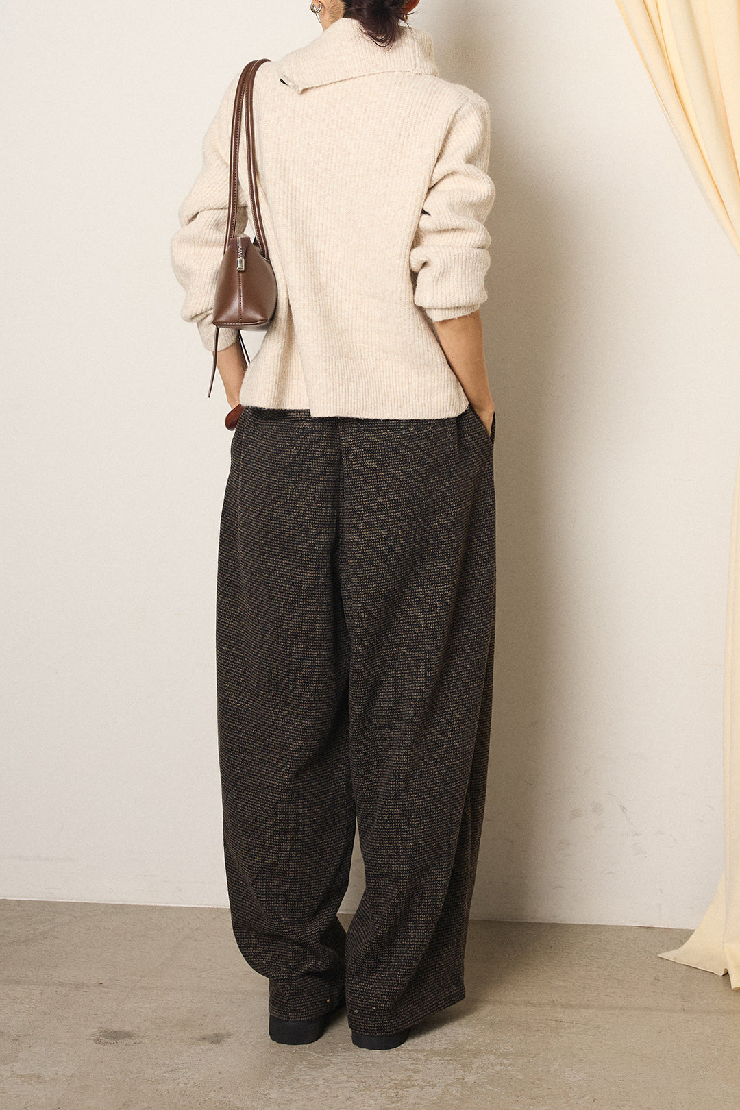 [SET]ボタンデザインネックニットプルオーバー+起毛タック入りツイードワイドパンツ(2set)