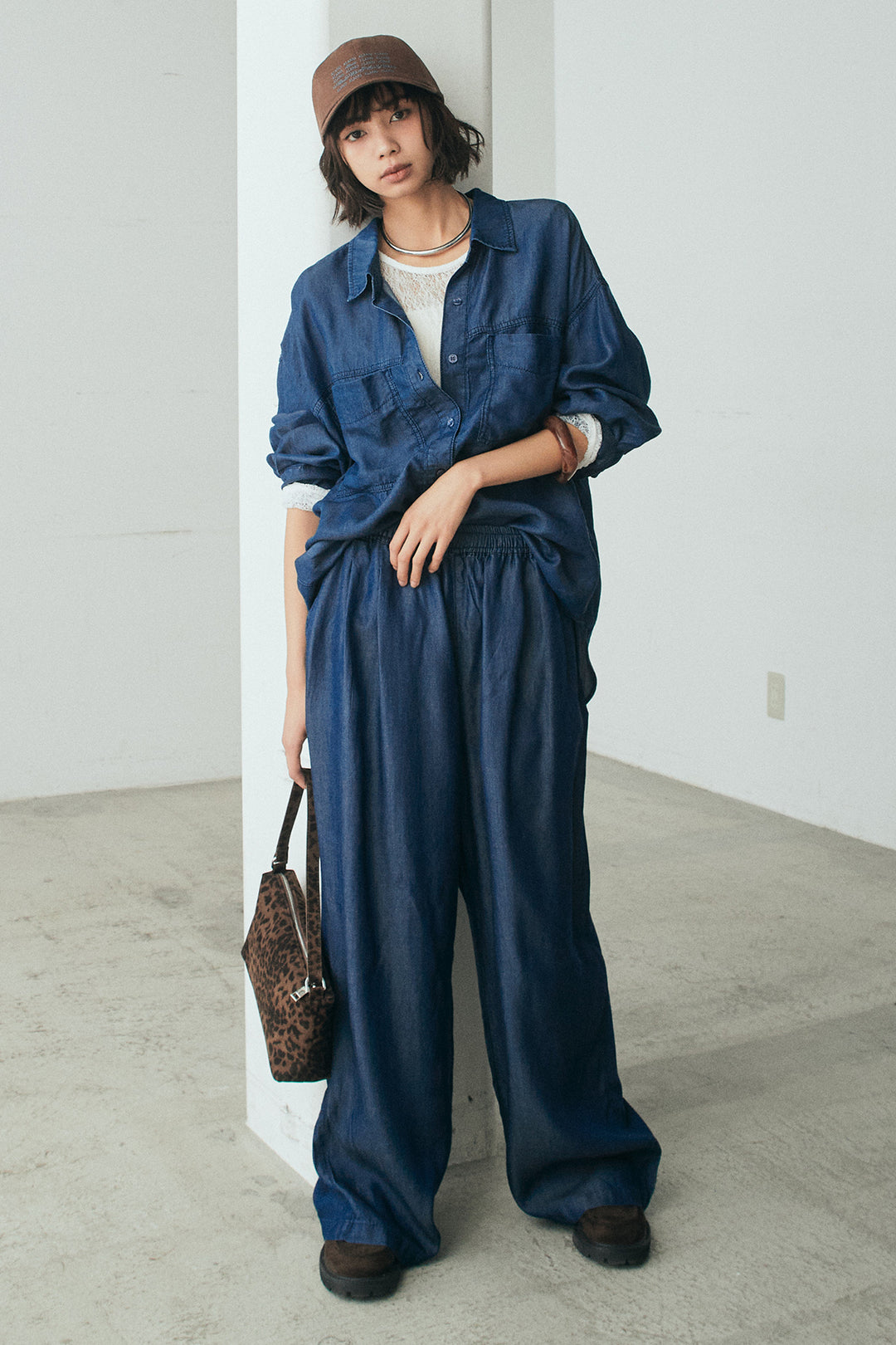 [SET]テンセルデニムシャツ+テンセルデニムイージーワイドパンツ+ストレッチレースクルーネックインナー(3set)