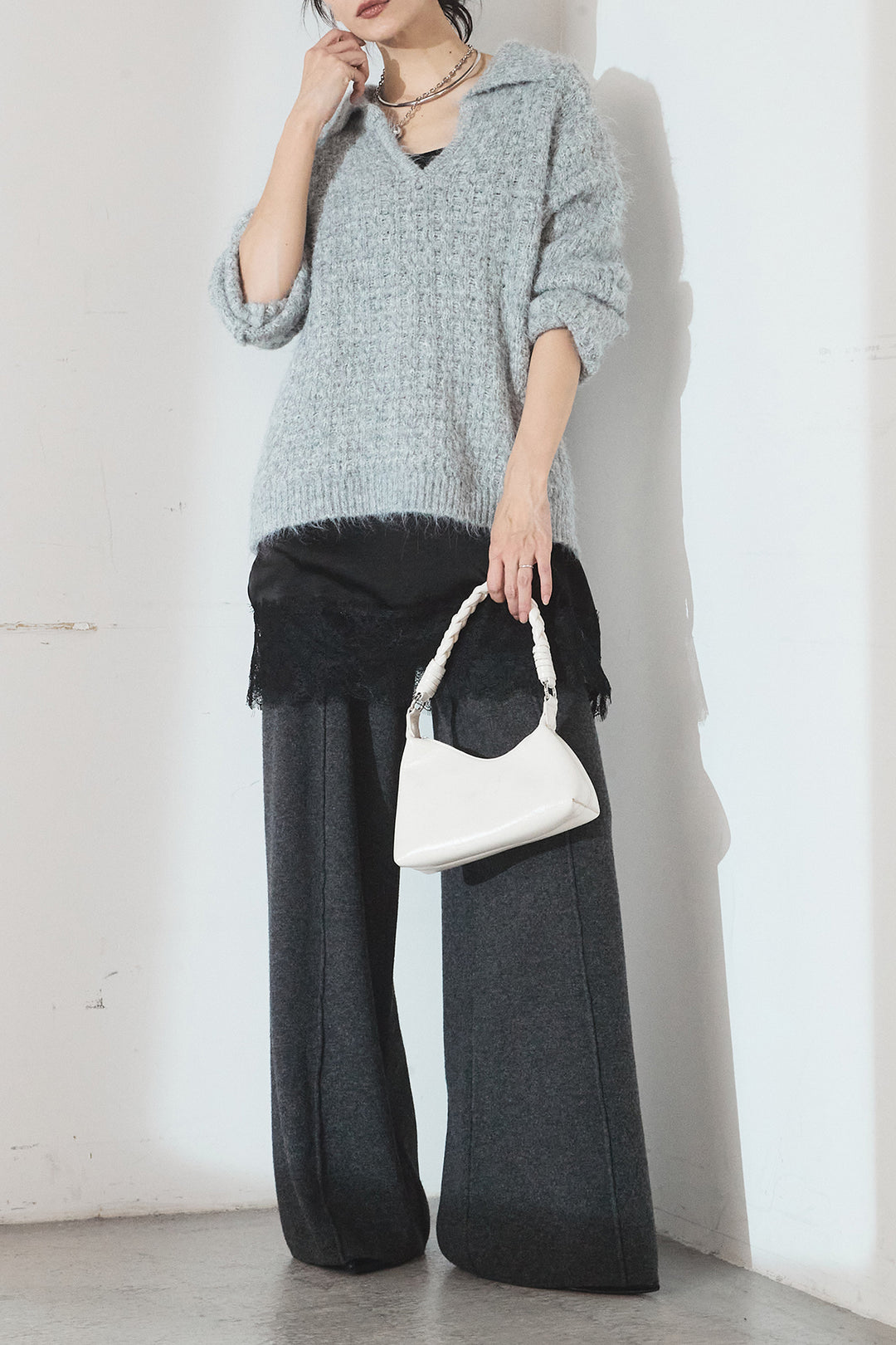 [SET]襟付きVネックニットトップス+レース切り替えキャミソール(2set)