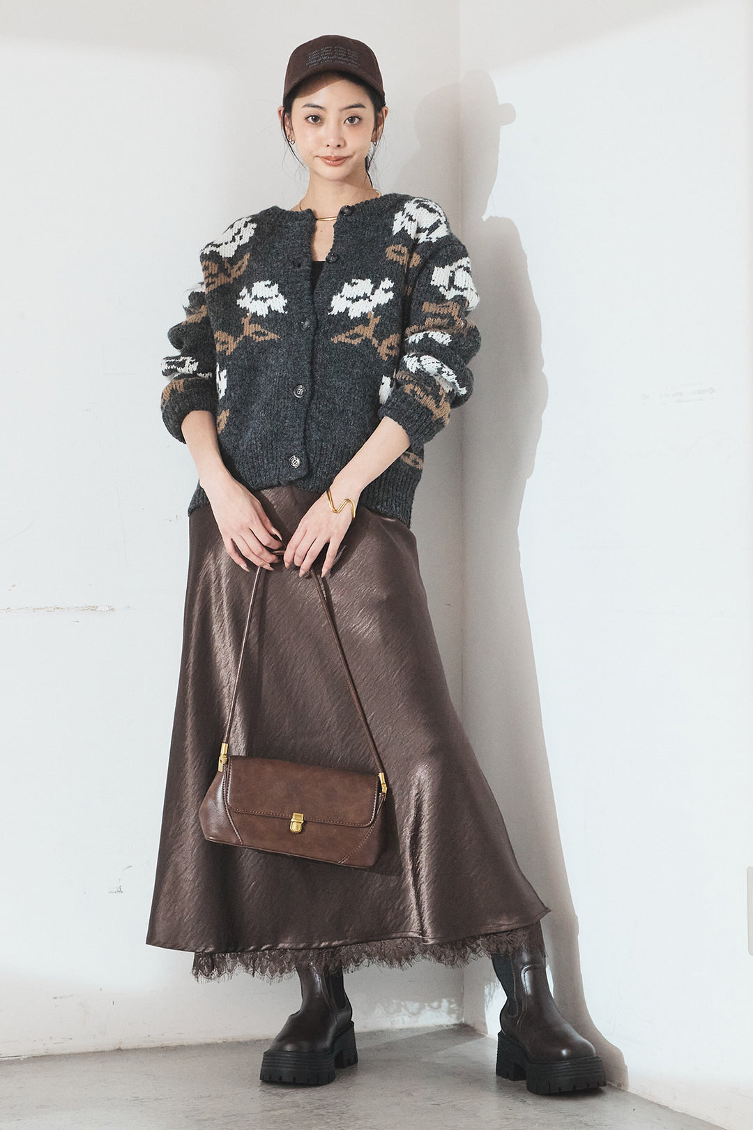 [SET]花柄ジャガードニットカーディガン+裾レースデザインサテンスカート(2set)