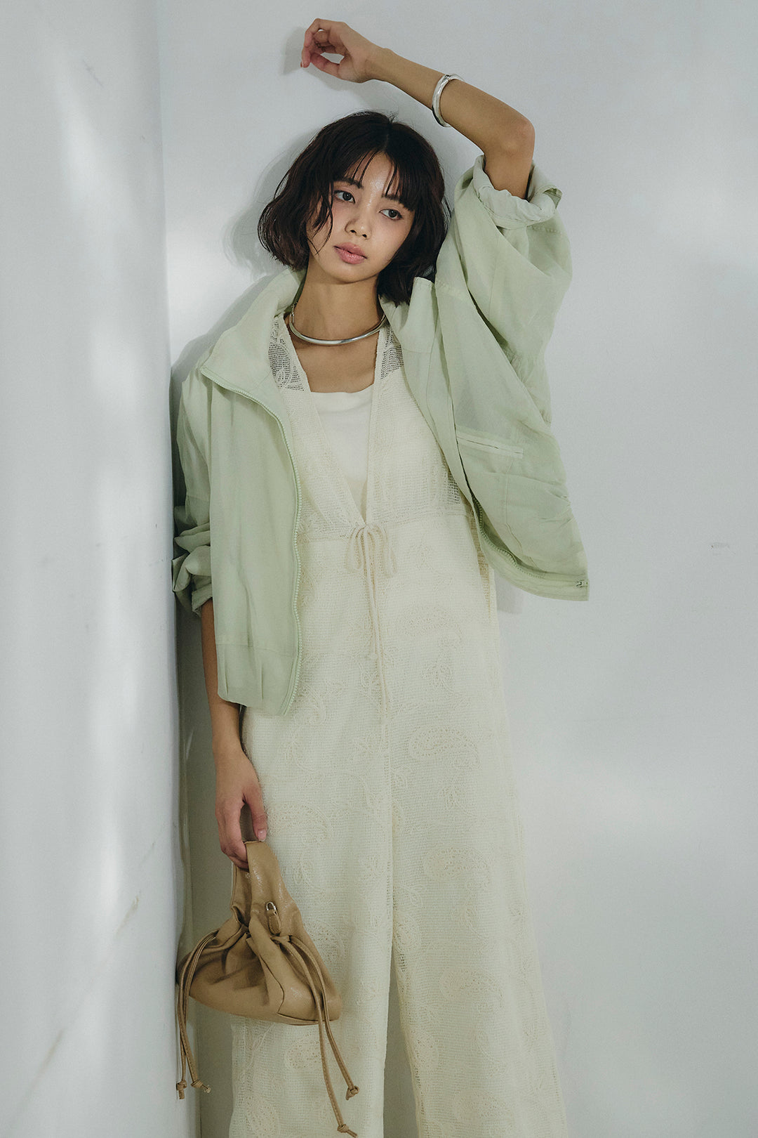 [SET]スタンドネックシアーブルゾン+レースサロペット(2set)