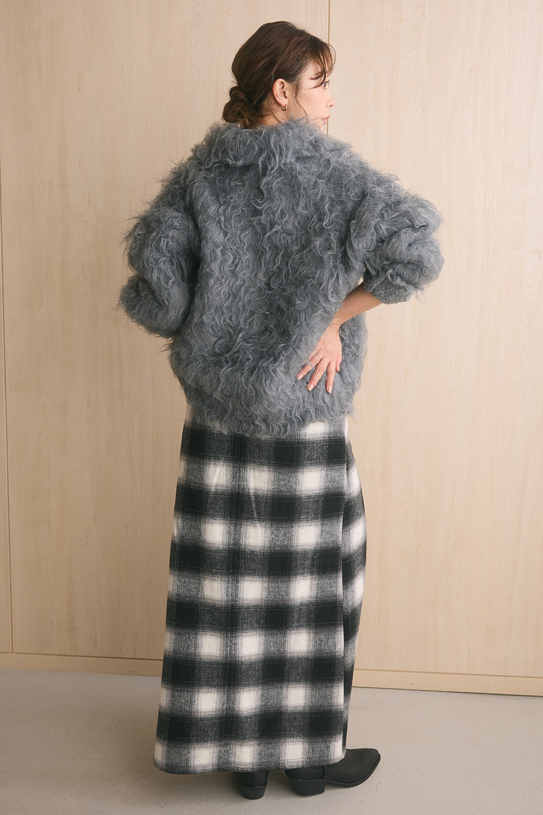[SET]襟付きロングシャギーニットカーディガン+起毛チェック柄ボックスタックスカート(2set)