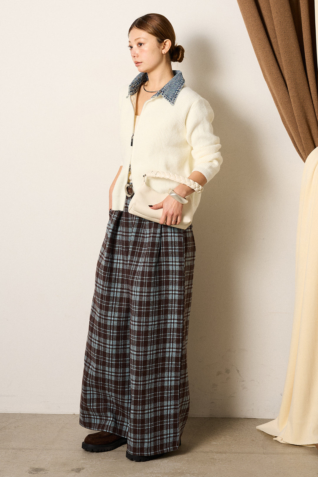 [SET]デニム襟ダブルジップニットトップス+スタッズデザインベルトタータンチェックパンツ(2set)