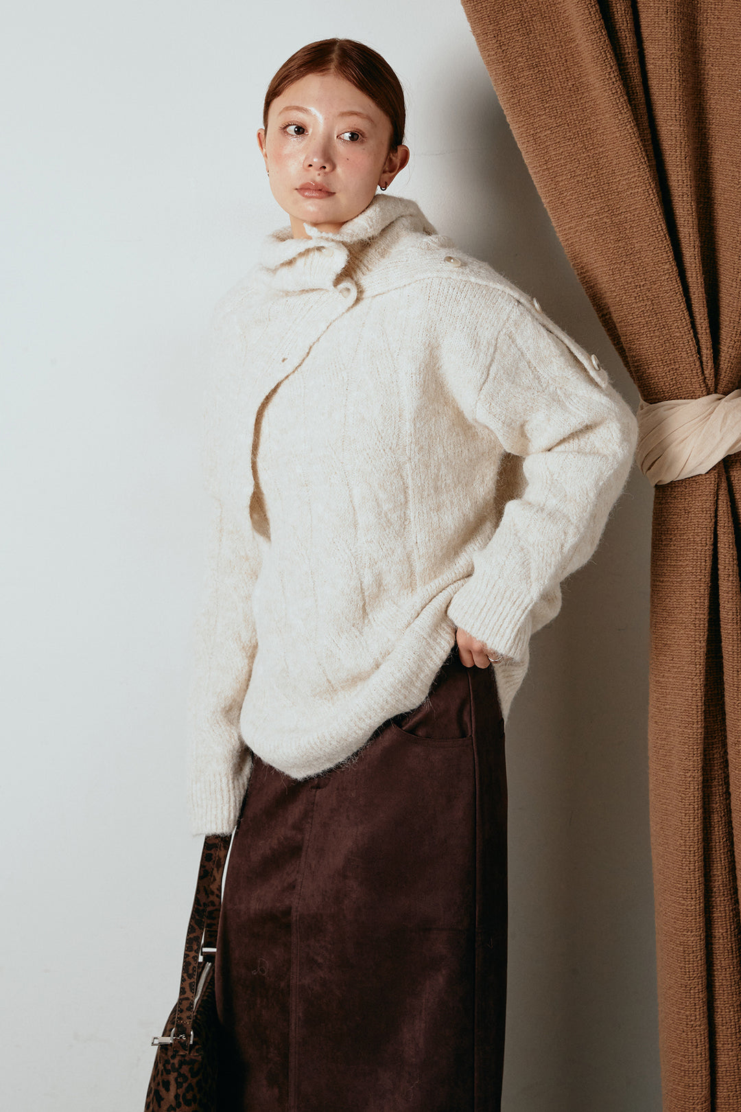 [SET]ケープデザインケーブルニットトップス+スウェードライク裾フリンジスカート(2set)