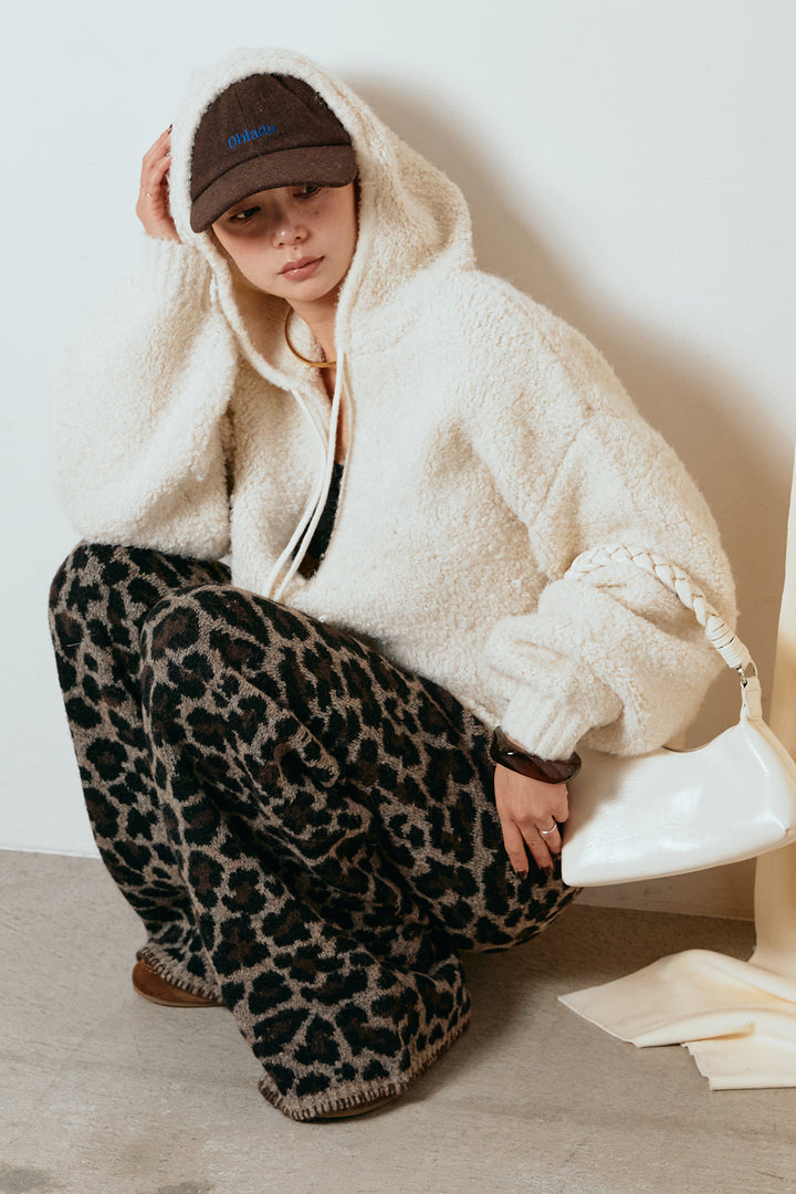 [SET]ブークレキーネックプルオーバー+リラックスレオパード柄ニットパンツ(2set)