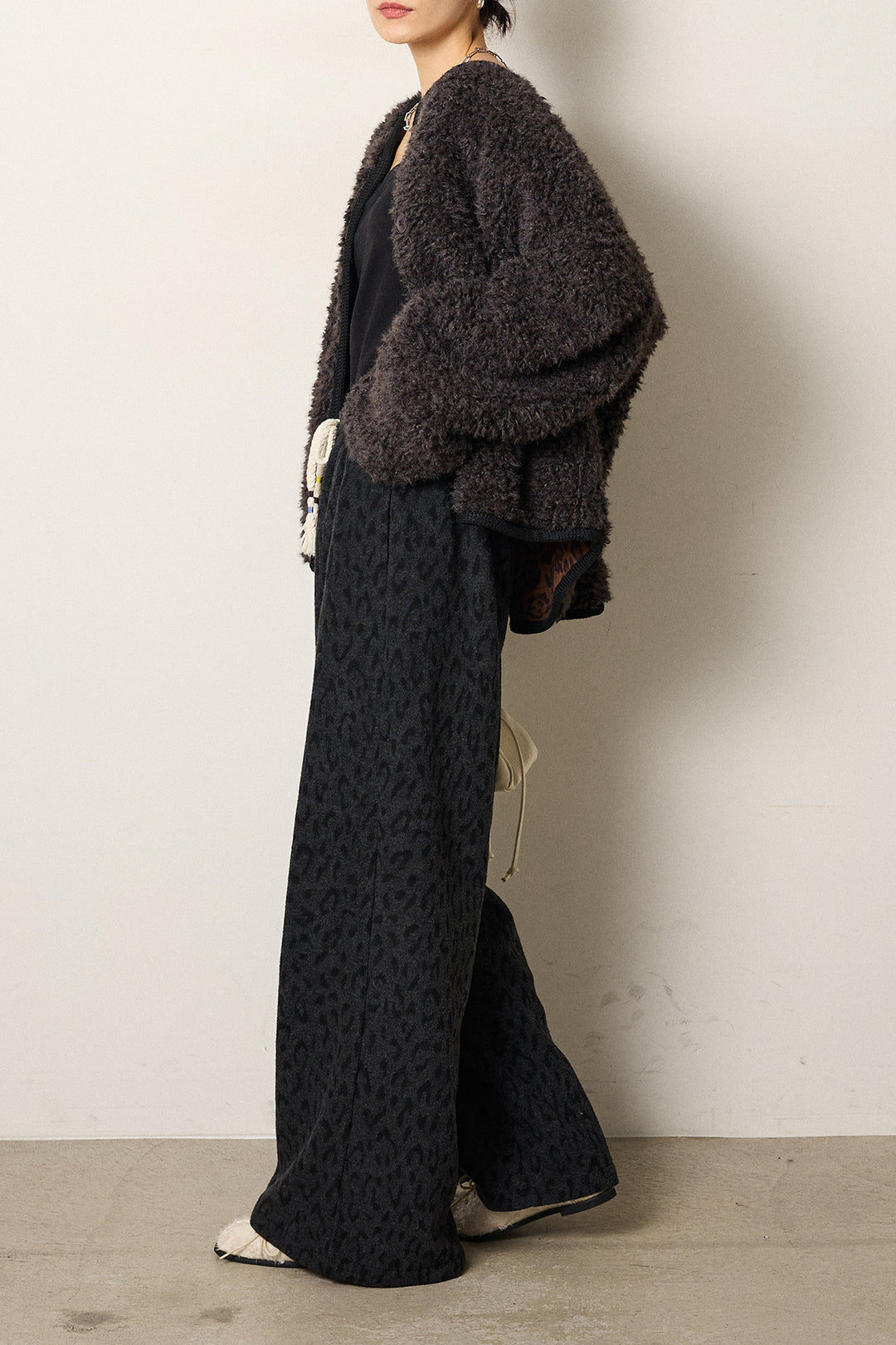 [SET]ノーカラー裏地レオパードボアアウター+レオパードジャガードニットパンツ(2set)