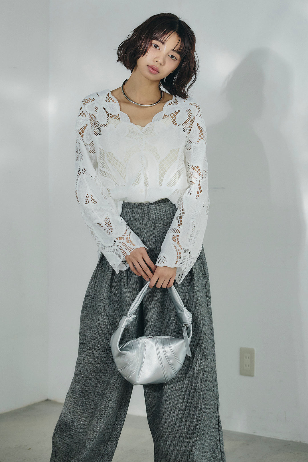 [SET]フラワー刺繍レースブラウス+サイドボタンツイードタックパンツ(2set)