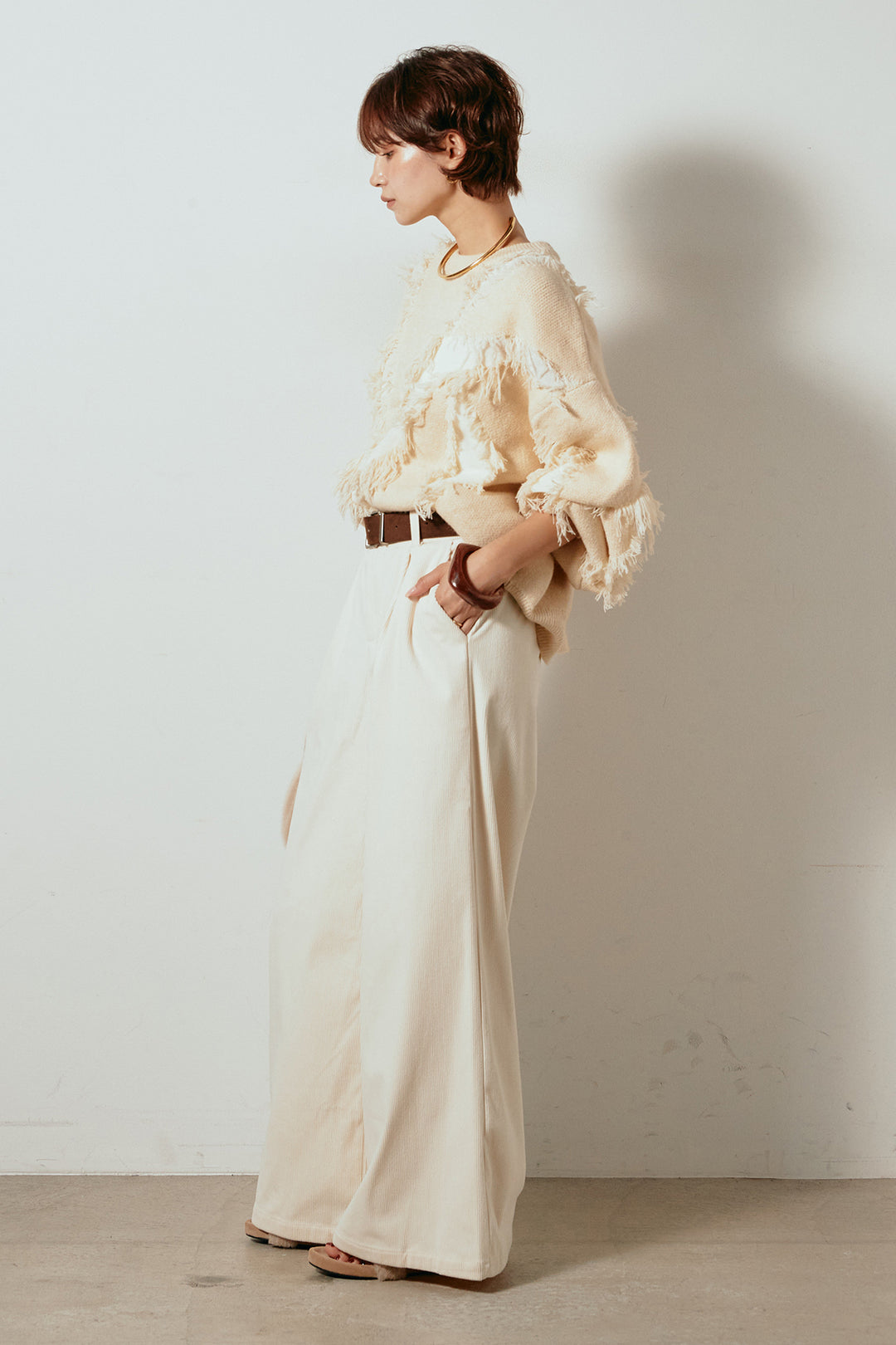 [SET]シャギージャガードニットトップス+太ベルト付きコーデュロイタックパンツ(2set)