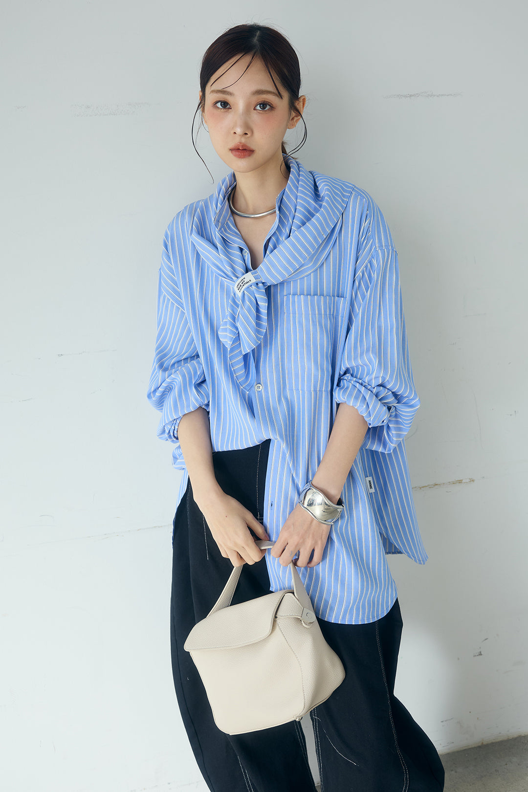 [SET]レーヨンストライプスカーフ+ツイル配色ステッチバレルパンツ+レーヨンストライプバンドカラー長袖シャツ(3set)