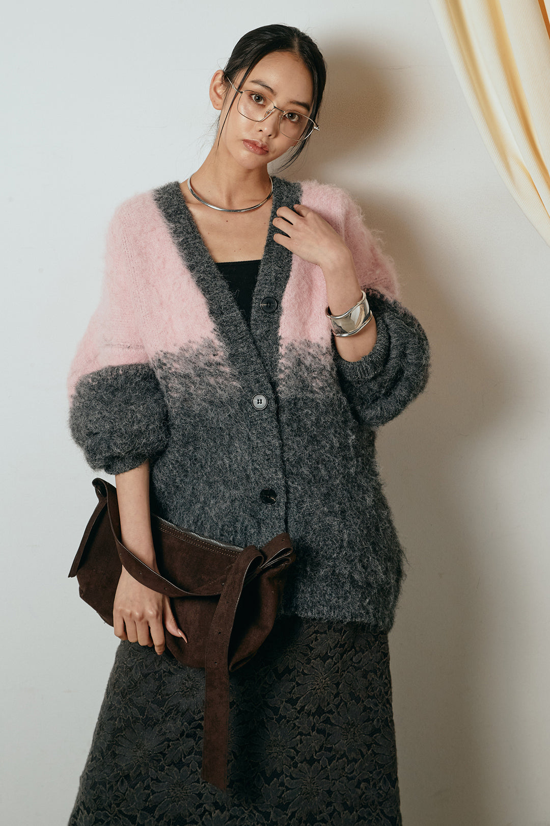 [SET]起毛グラデーションニットカーディガン+花柄刺繍ベロアフレアスカート(2set)