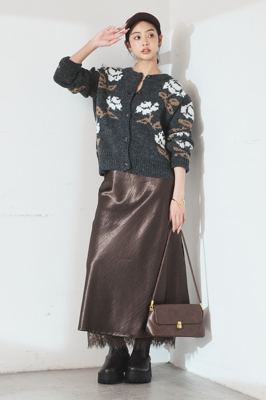 [SET]花柄ジャガードニットカーディガン+裾レースデザインサテンスカート(2set)