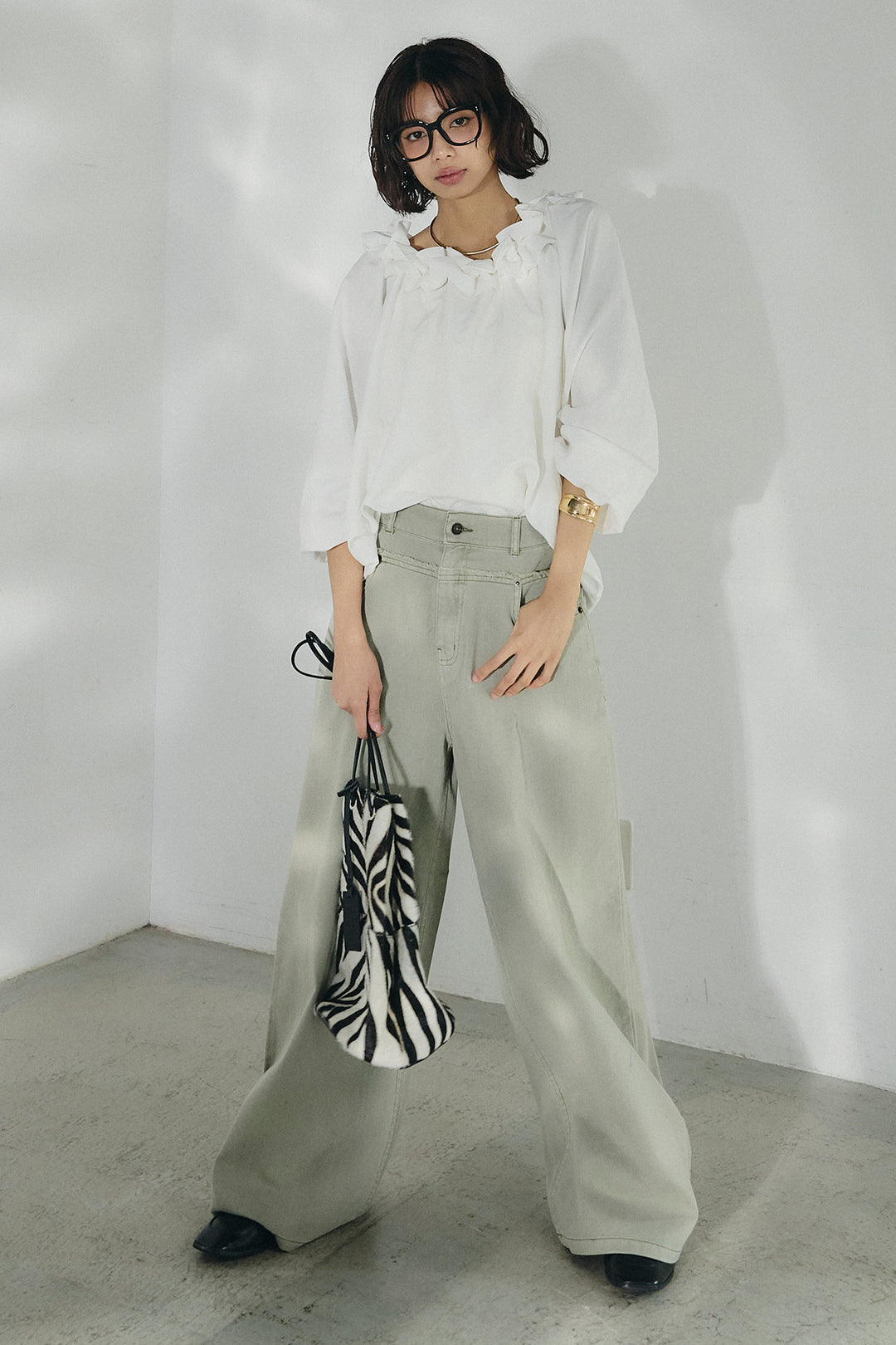 [SET]ネックフリルデザインブラウス+ウエスト裁ち切りデニムワイドパンツ(2set)