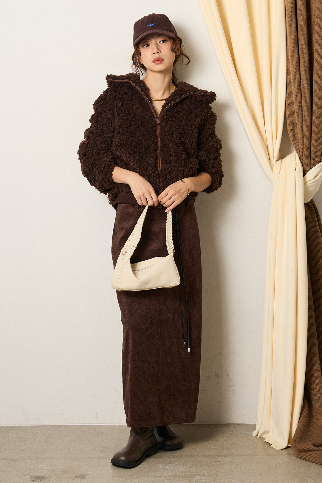 [SET]スタンドカラー裾リブボアブルゾン+ロープベルト付きスウェード調スカート(2set)