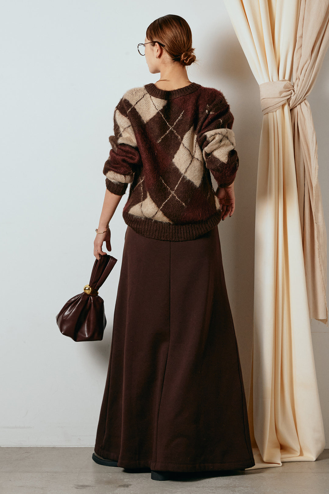 [SET]アクリルモヘアアーガイルVネックプルオーバー+裏起毛スウェットロングマキシスカート(2set)