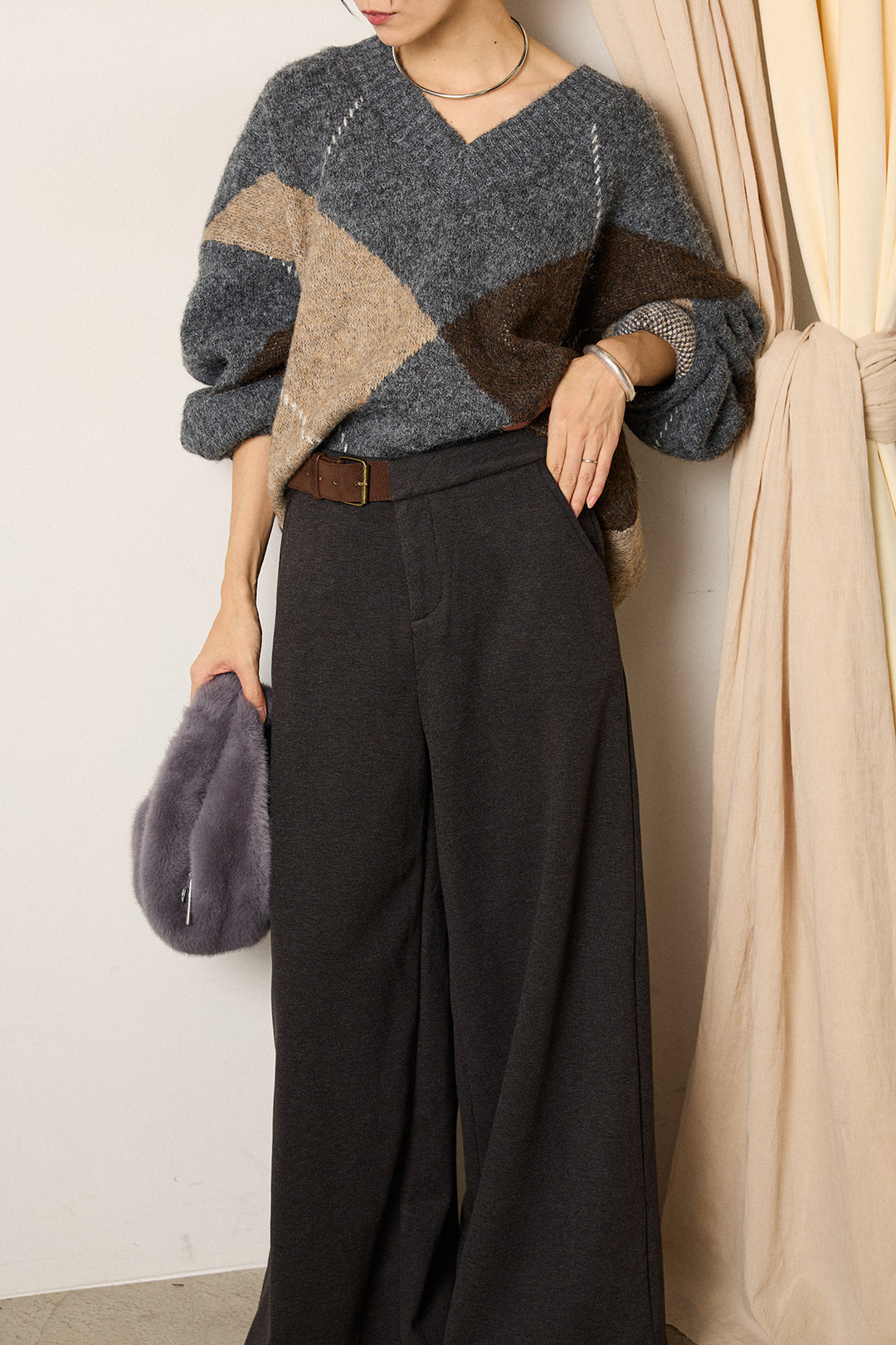 [SET]ルーズアーガイルVネックニット+サイドベルトパンツ(2set)