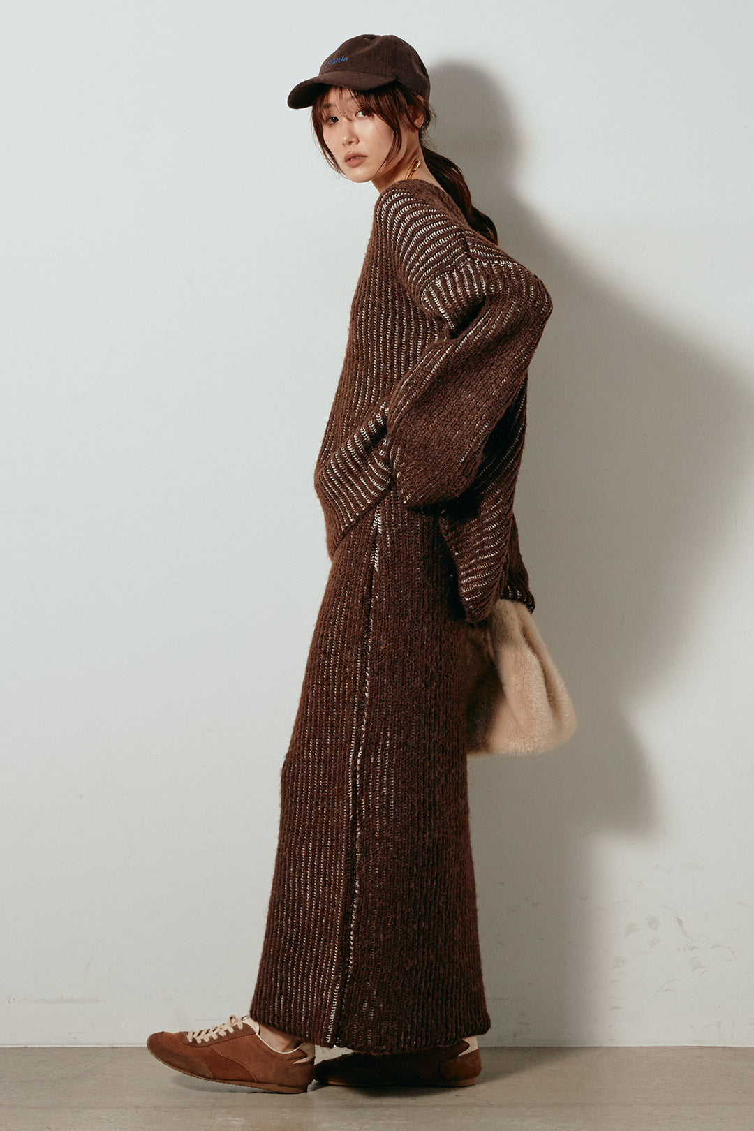 [SET]アルパカタッチ深Vニットトップス+アルパカタッチニットタイトスカート(2set)