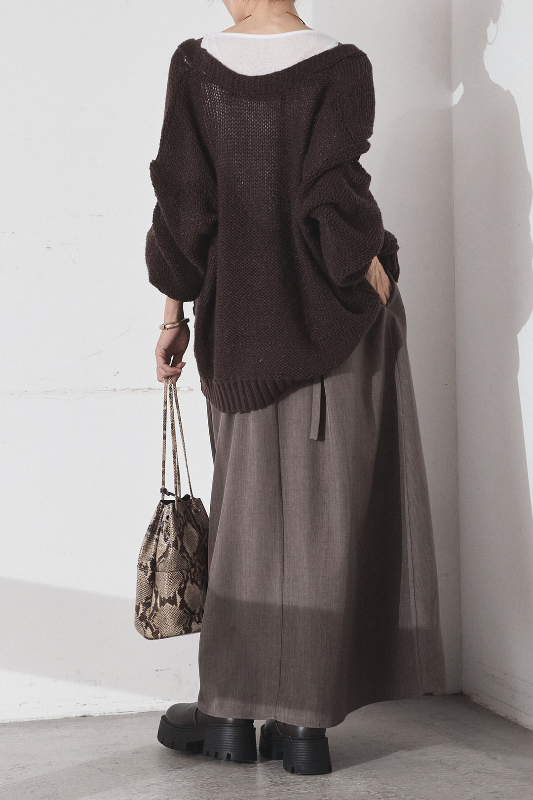 [SET]コード刺繍リラックスニットカーディガン+フレアリラックスキャミワンピース(2set)