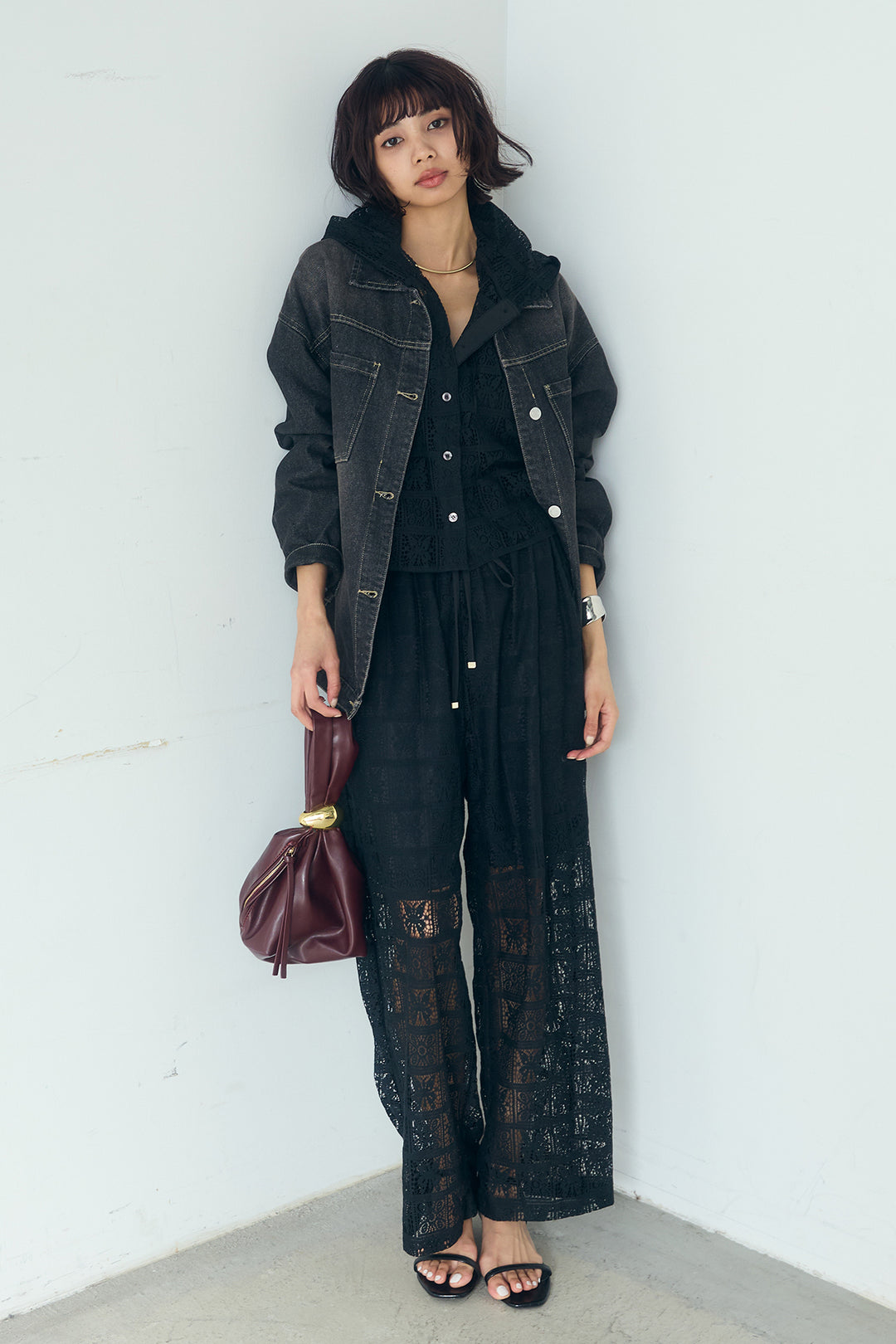 [SET]パッチワークレースショート丈フードシャツ+パッチワークレースイージーパンツ(2set)