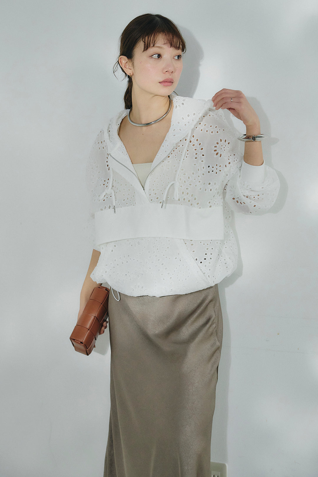 [SET]レースハーフジップアップフーディー+バイアスナローサテンスカート(2set)