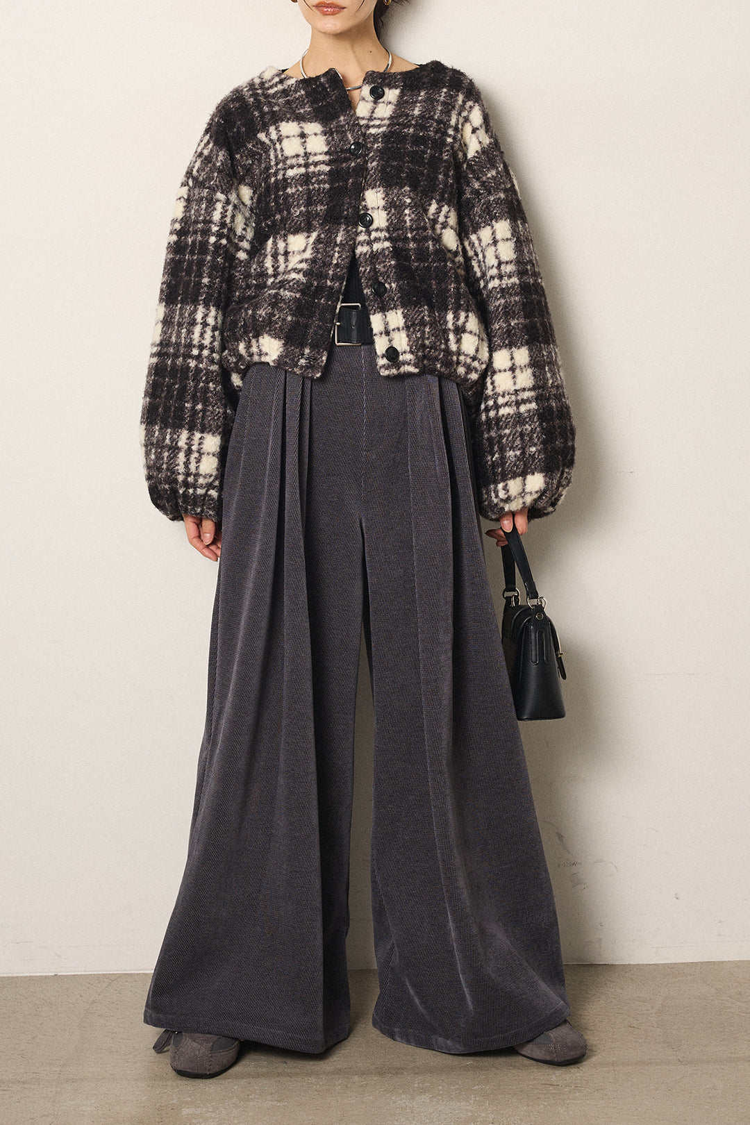 [SET]ノーカラーチェック柄ボアブルゾン+ベルトループコーデュロイワイドパンツ(2set)