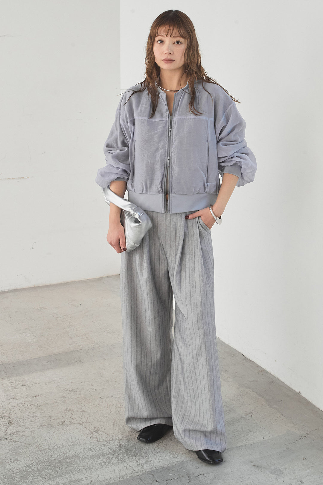 [SET]シアー×ポンチブルゾン+細ベルト付きピンストライプワイドパンツ(2set)