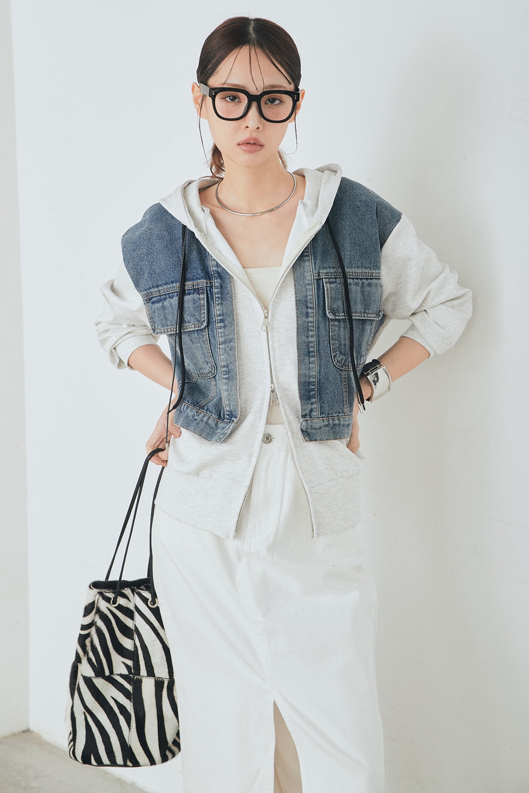 [SET]デニム切替ポンチダブルジップパーカー+裾レースデザインデニムスカート(2set)