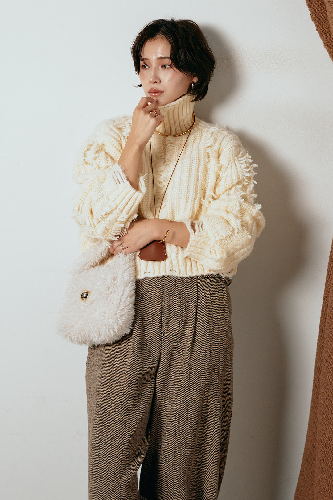 [SET]フリンジタートルショートニット+クラシックヘリンボーンサロペット(2set)