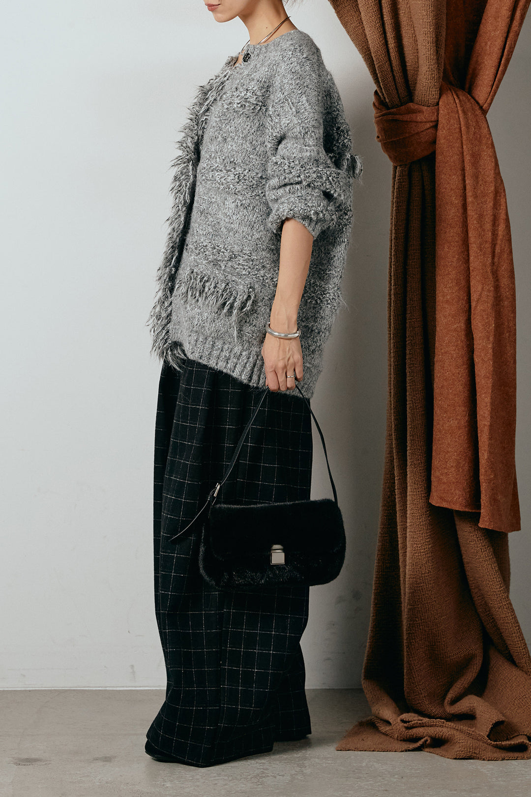 [SET]フリンジニットカーディガン+ウールライクチェックタックパンツ(2set)