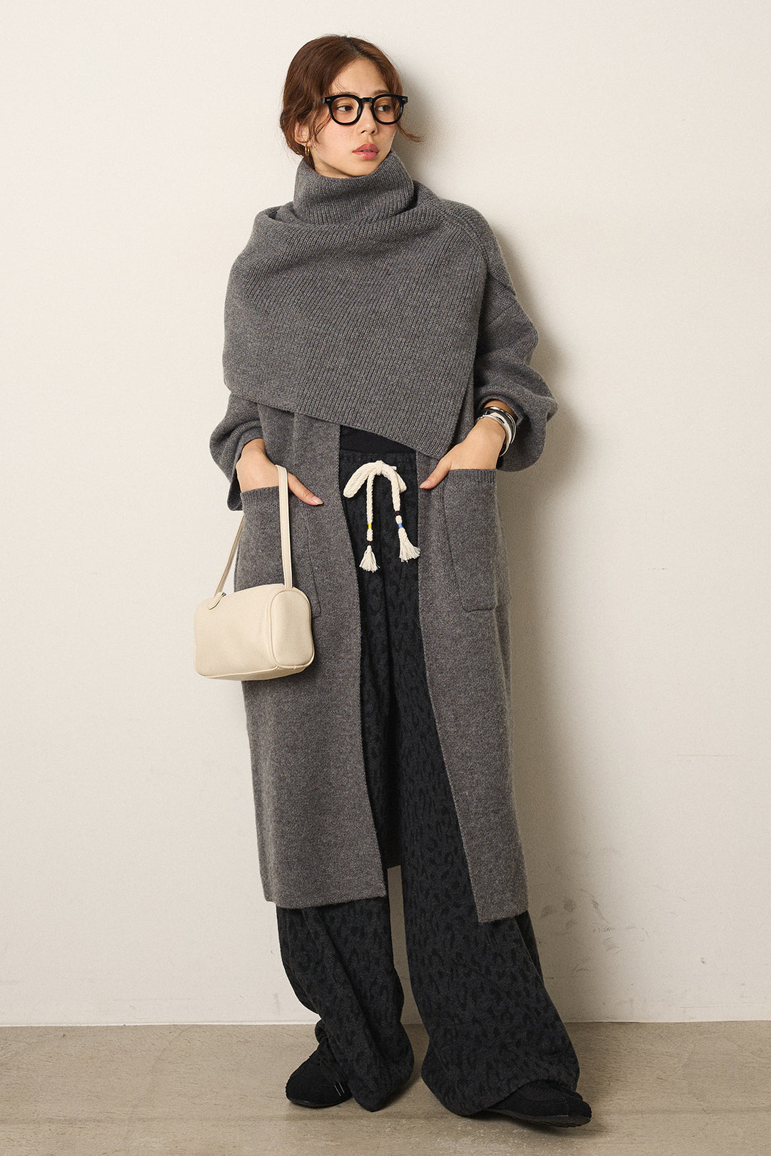 [SET]ケープレイヤードロングカーディガン+レオパードジャガードニットパンツ(2set)