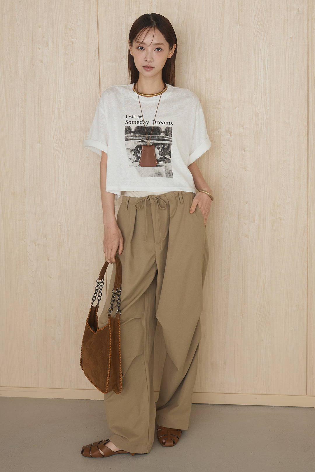 [SET]グラフィックサムデイワイドクロップドT+ニーサイドタックウエストドロストパンツ(2set)