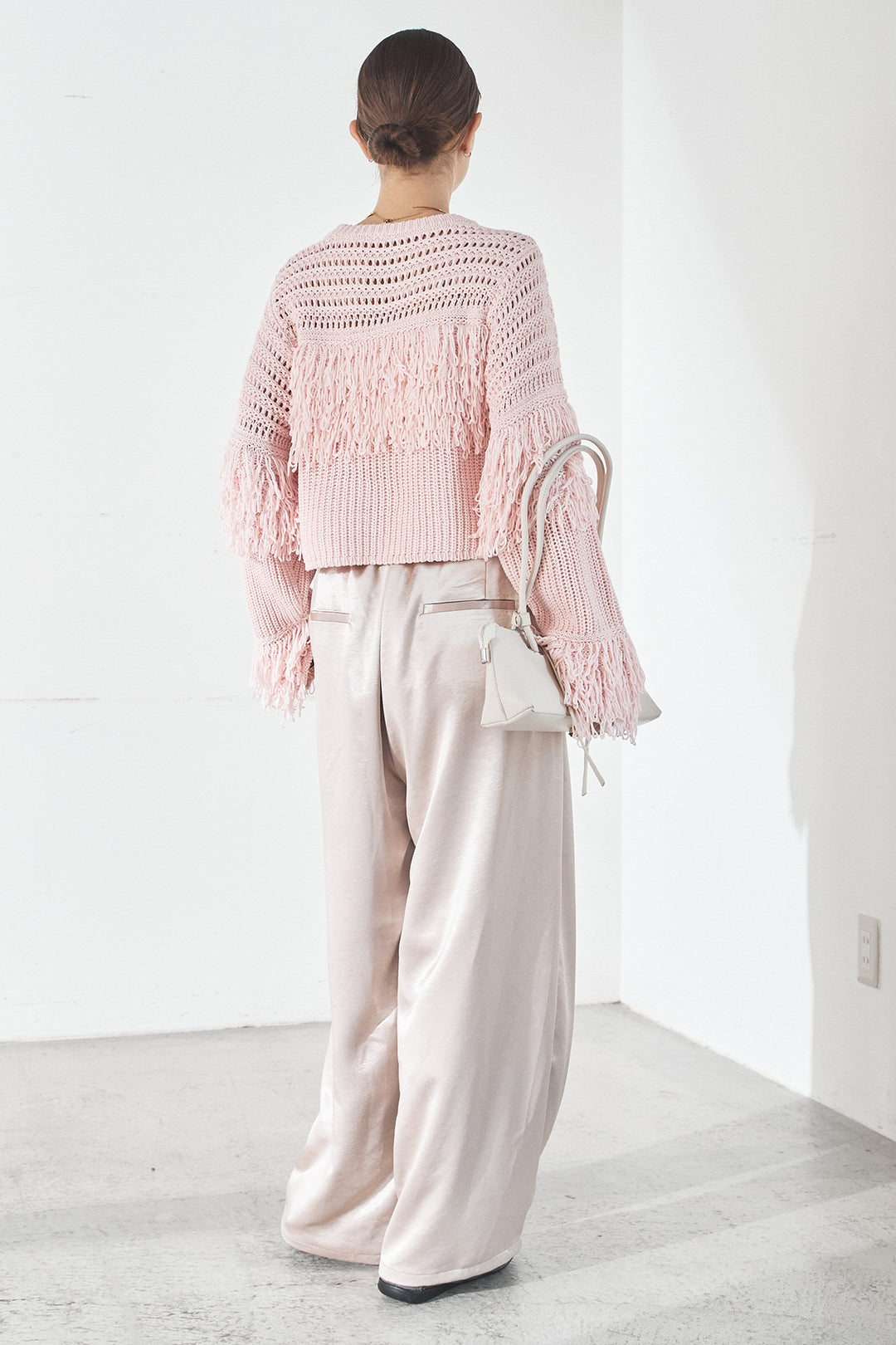 [SET]メッシュフリンジ切り替えプルオーバー+サテンタックワイドパンツ(2set)