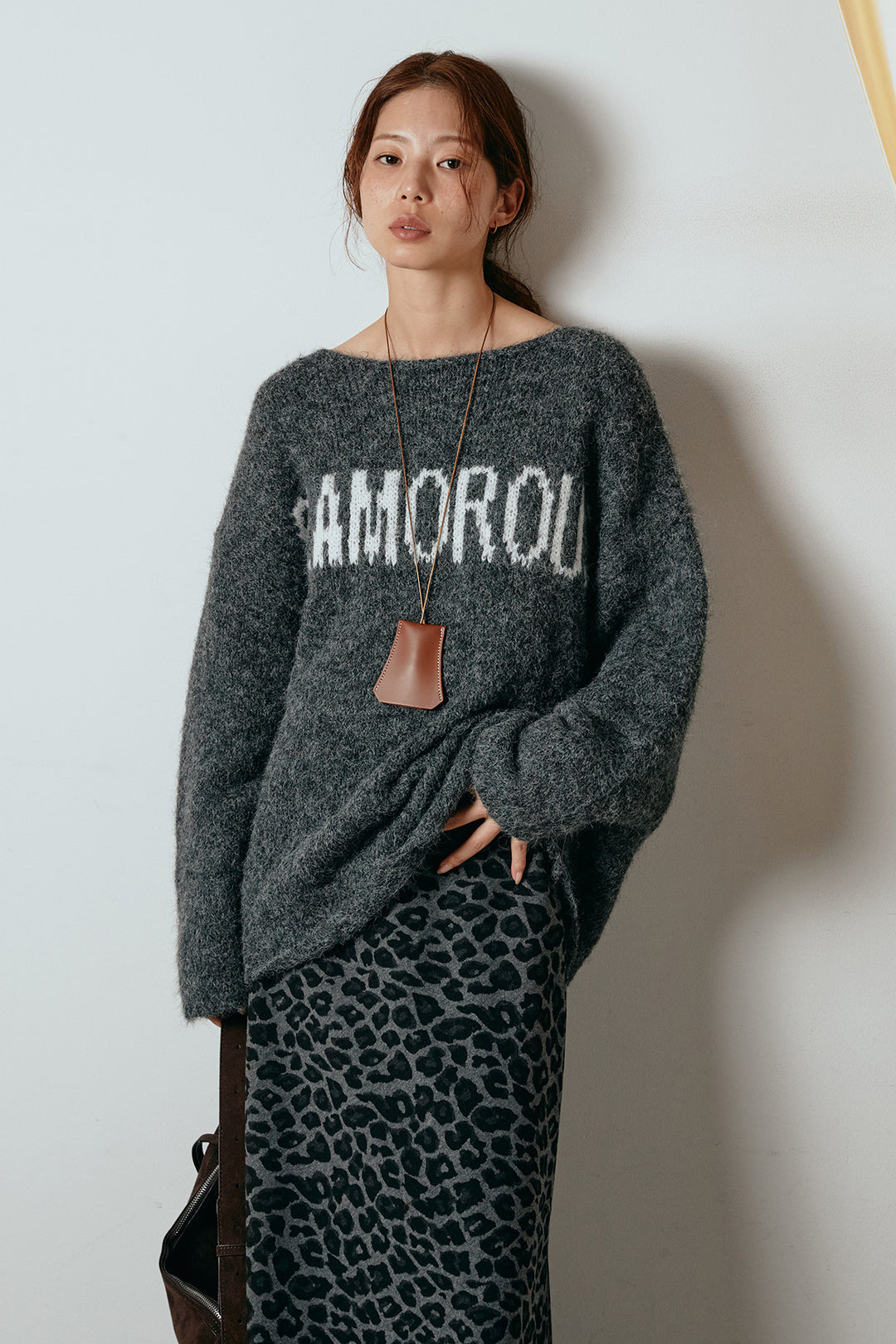 [SET]フロントロゴデザインニットトップス+レオパードロングスカート(2set)