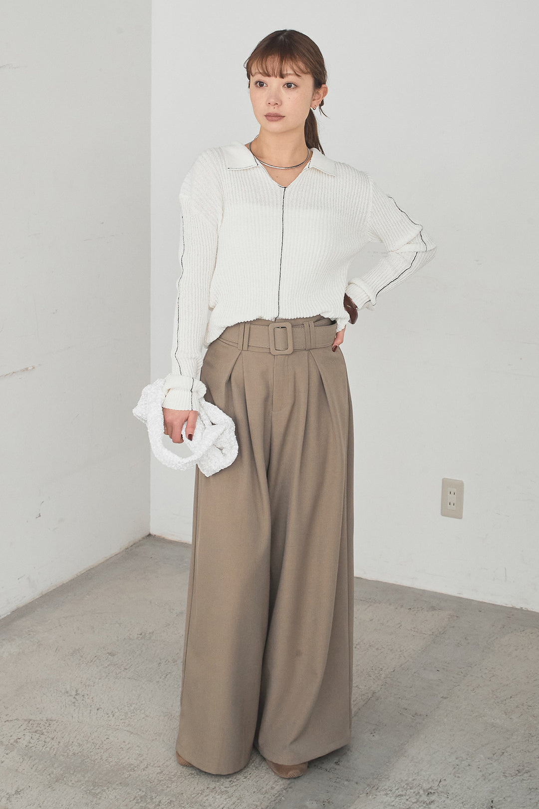 [SET]衿付きニットプルオーバー+ベルト付きツータックワイドパンツ(2set)