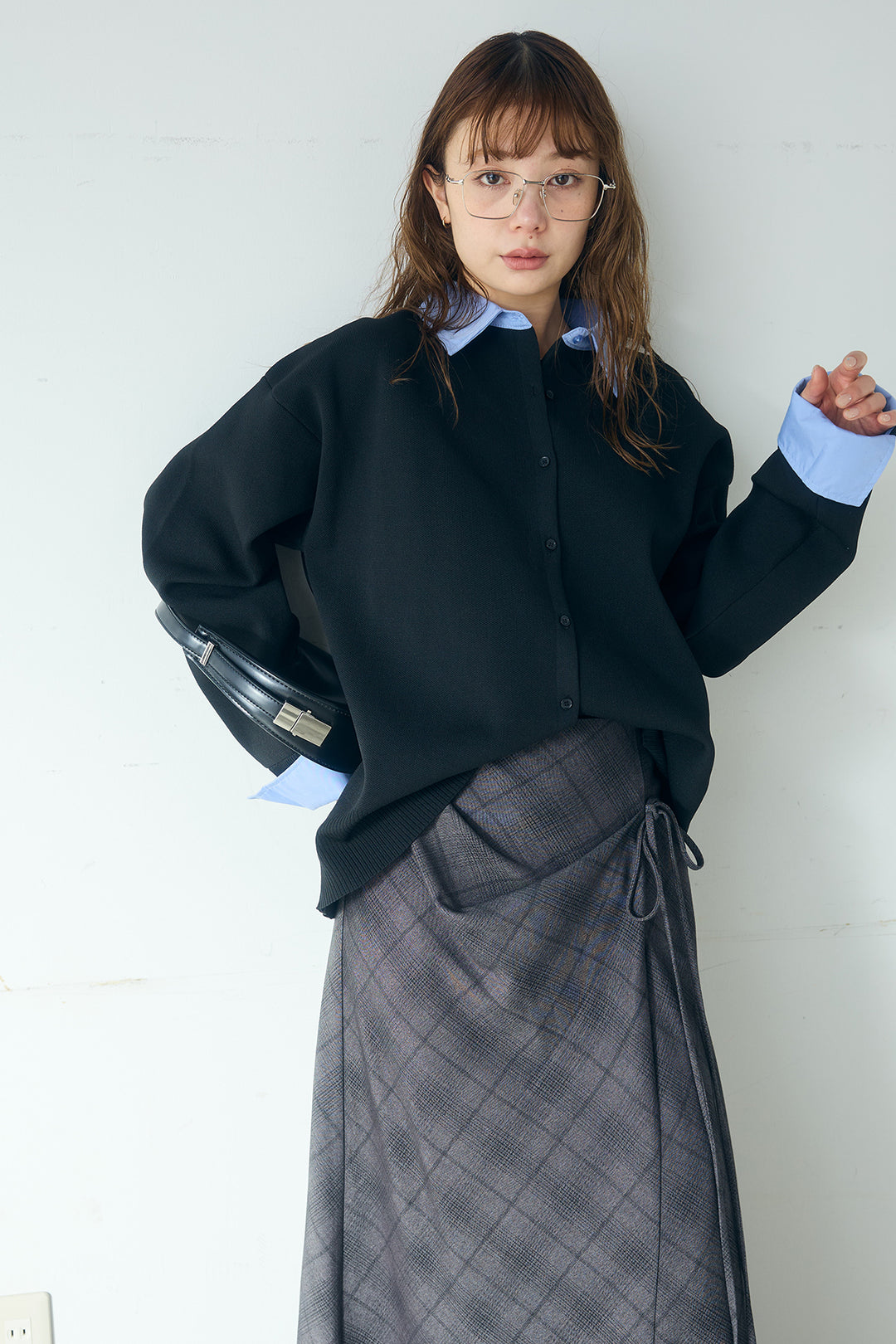 [SET]シャツレイヤード風カーディガン+タータンチェック柄フロントデザインスカート(2set)