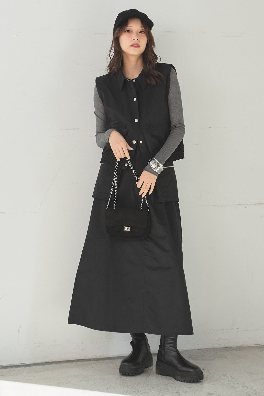 [SET]襟付きナイロンベスト+サイドデザインナイロンスカート+リブシアークルーネック長袖トップス(3set)