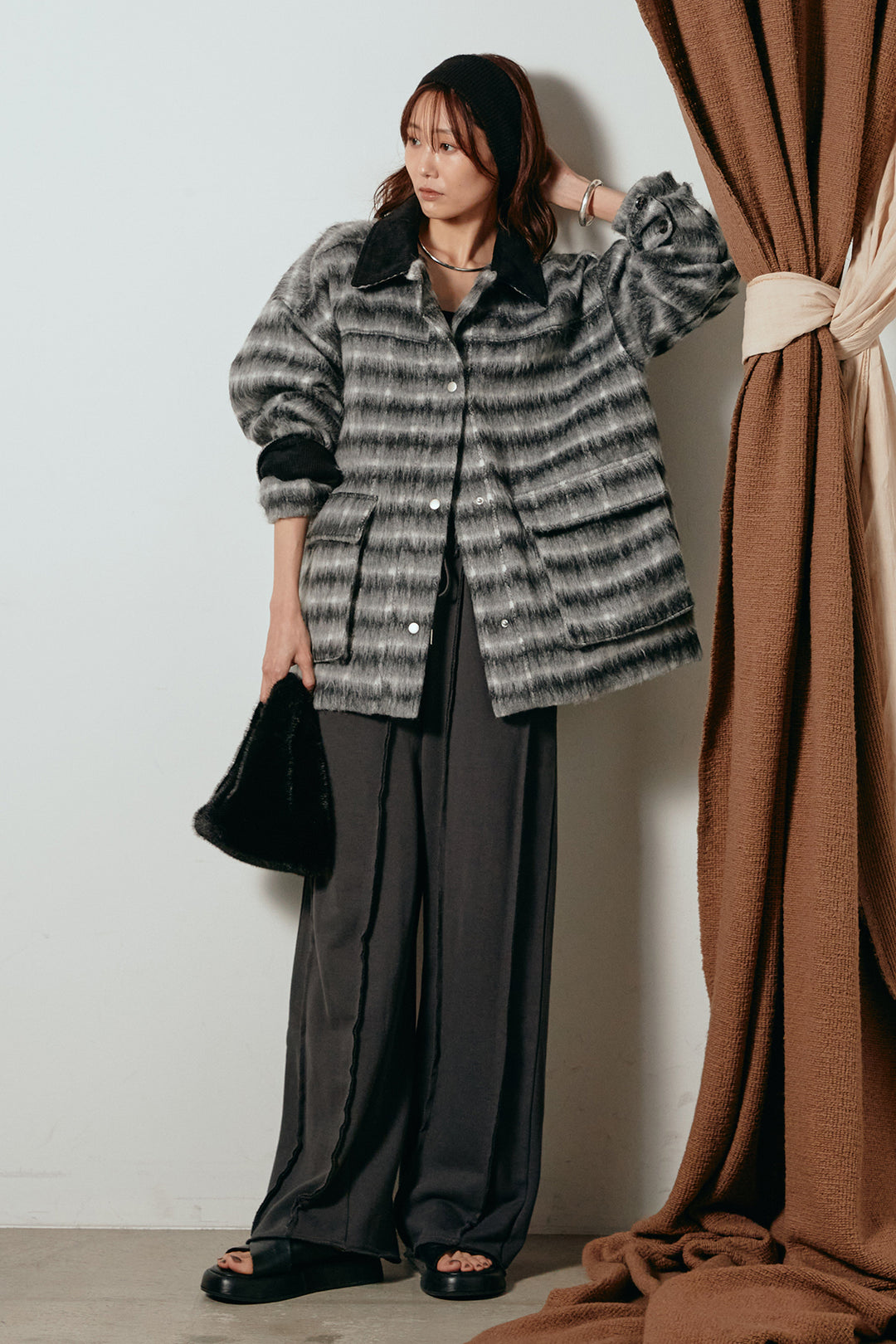 [SET]チェックシャギーミドルカバーオール+フロントラインデザインワイドスウェットパンツ(2set)