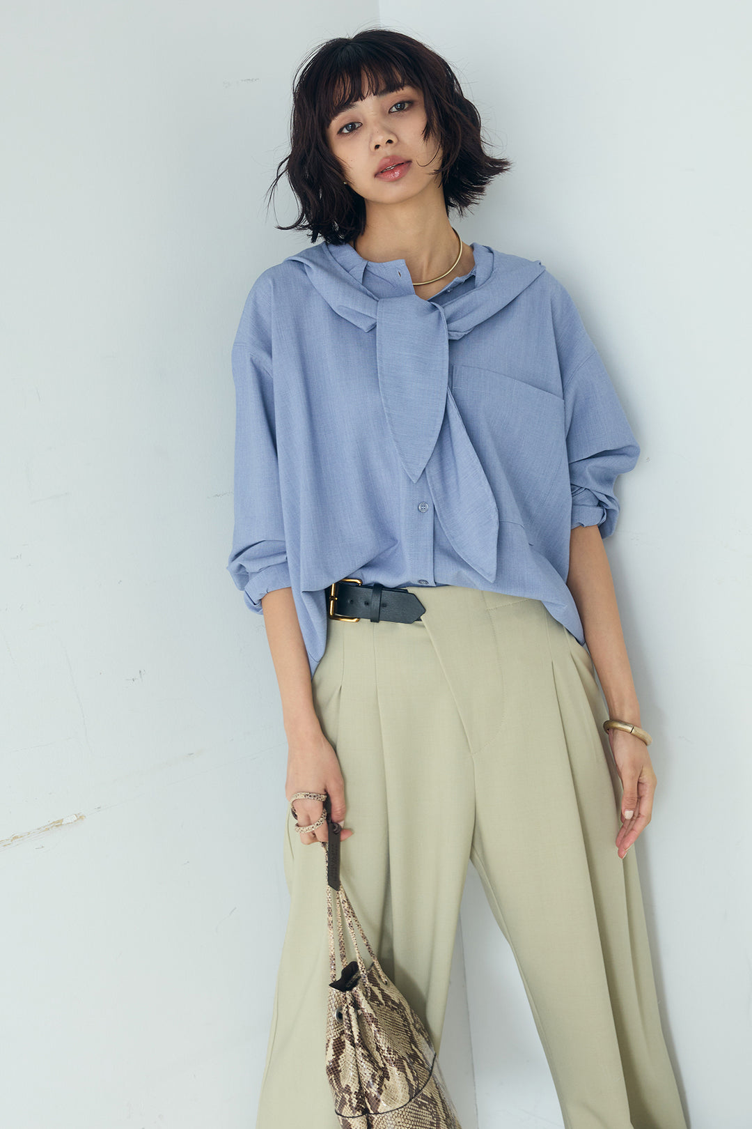 [SET]無地タイ付フーディーBIGシャツ+サイドベルトタック入りスラックス(2set)