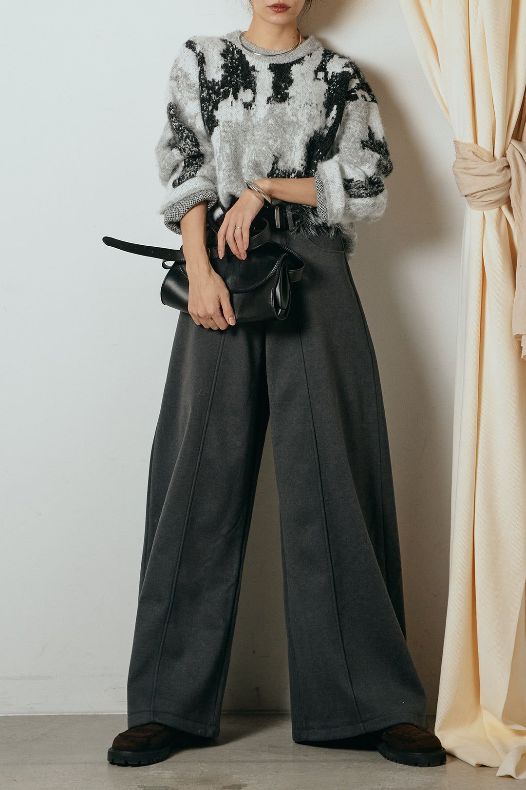[SET]起毛ニュアンス柄ニットプルオーバー+ファーベルト付きワイドパンツ(2set)